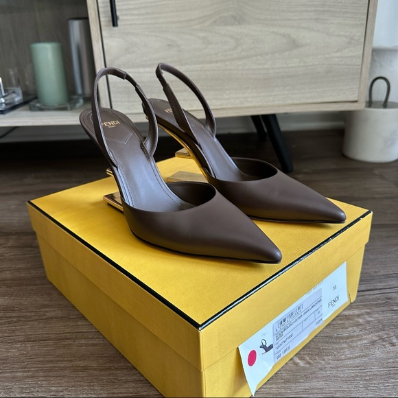 Fendi first slingback heels - Picture 1 of 6